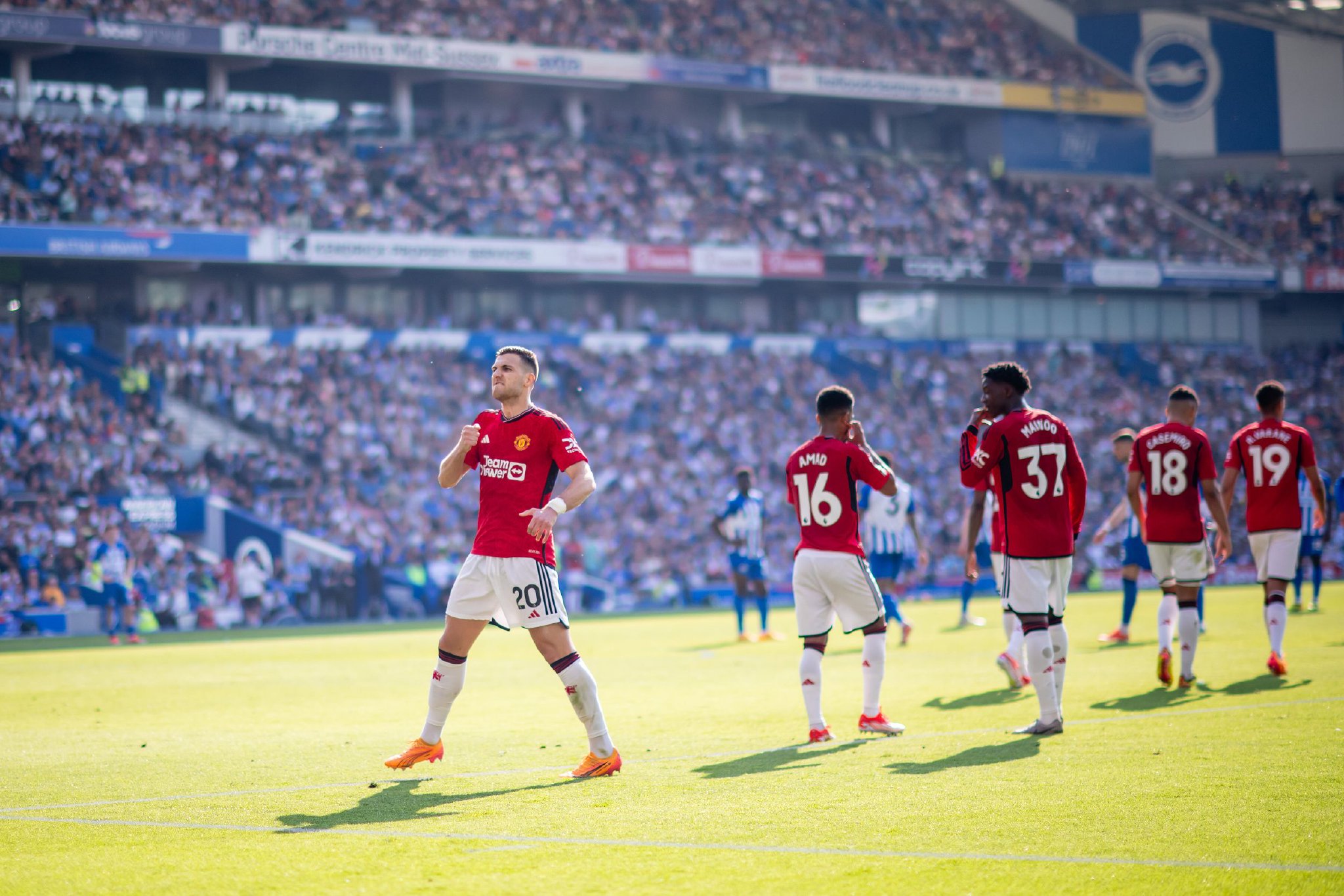 具娱乐性的 具娱乐性的