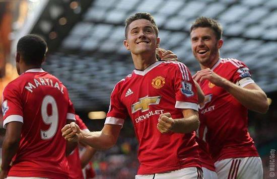 并决定是否 并决定是否